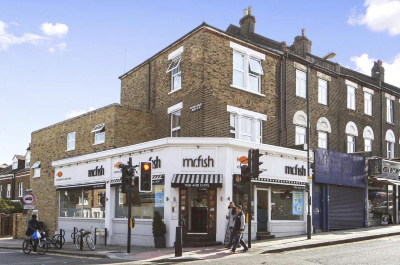 Appartamento Brondesbury Arms Londra Esterno foto