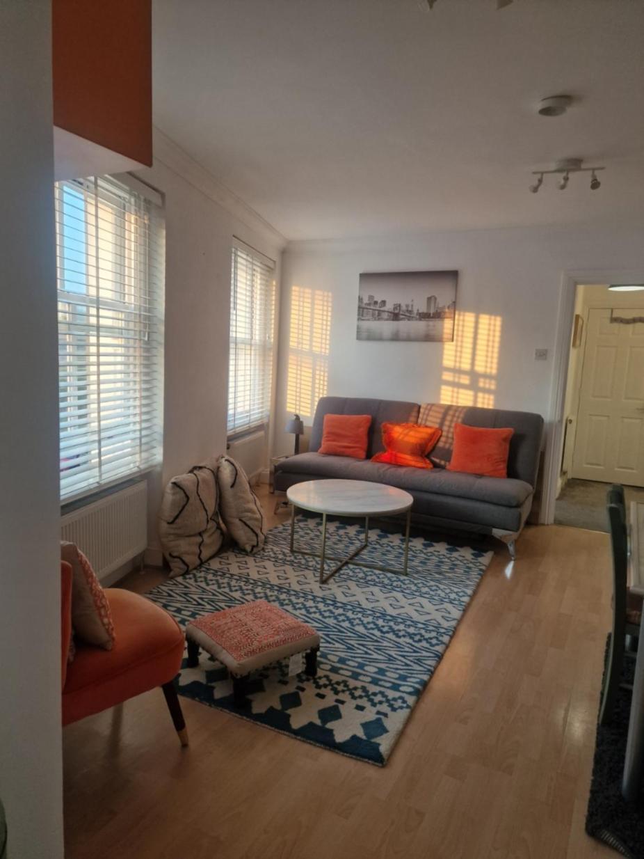 Appartamento Brondesbury Arms Londra Esterno foto